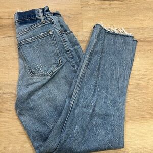 Abercrombie & Fitch Ultra High rise 90’s straight leg CURVE LOVE jeans